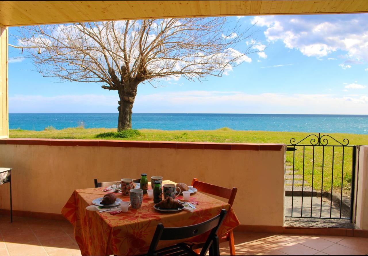 House On The Sea Mascali Exterior foto