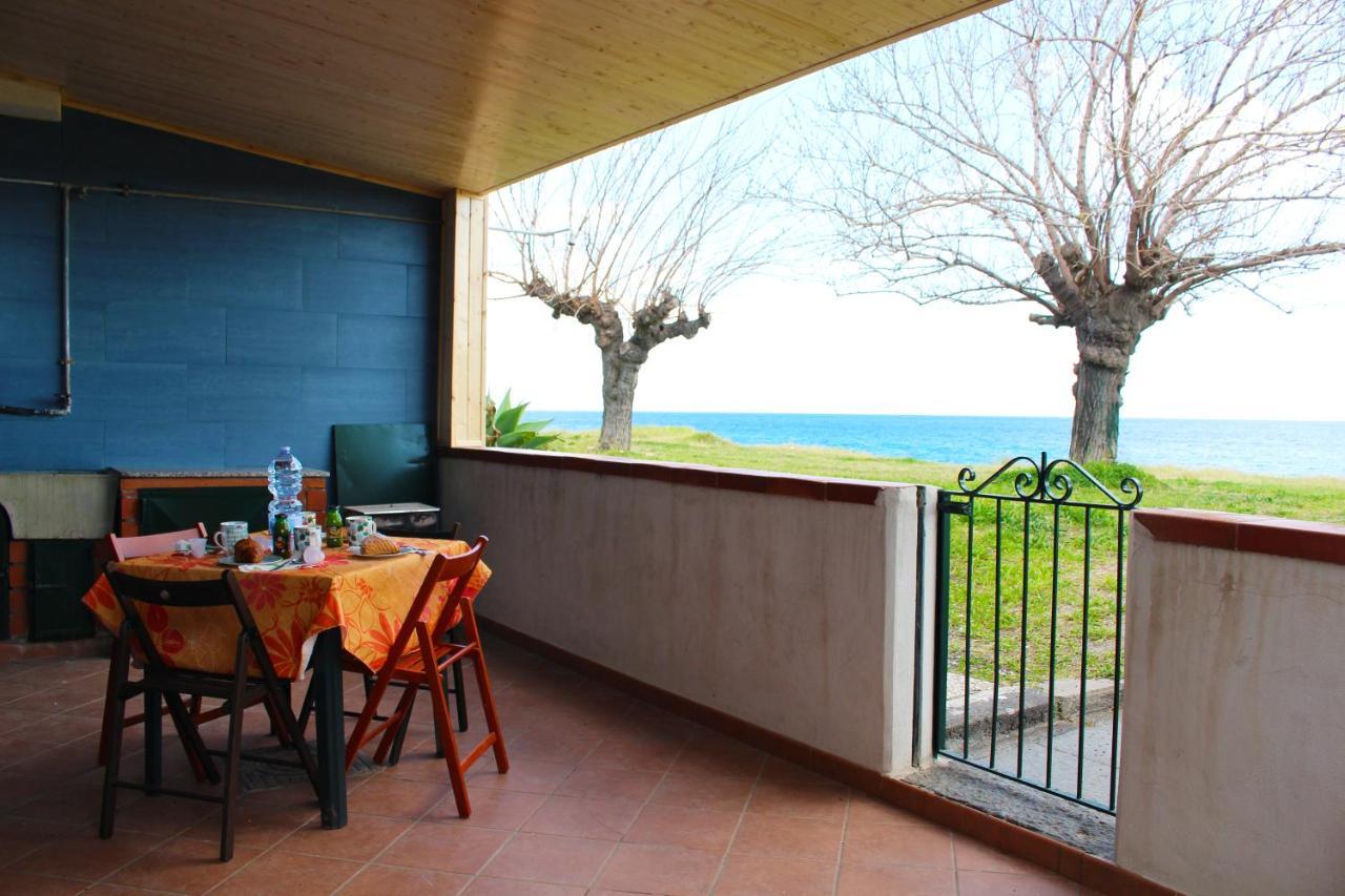 House On The Sea Mascali Exterior foto